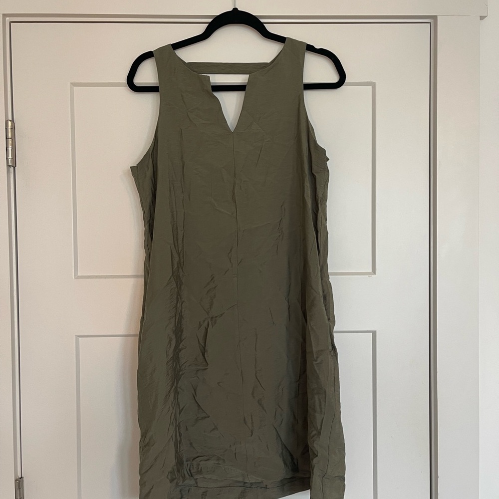 Banana Republic Green Dress